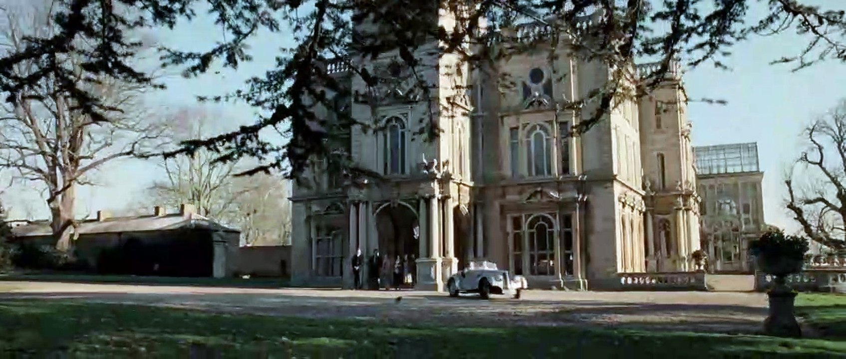 Easy Virtue - Eine unmoralische Ehefrau | movie | 2008 | Official Trailer