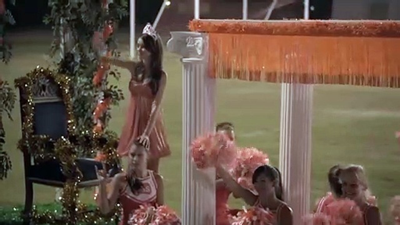 Vom Blitz getroffen | movie | 2013 | Official Trailer