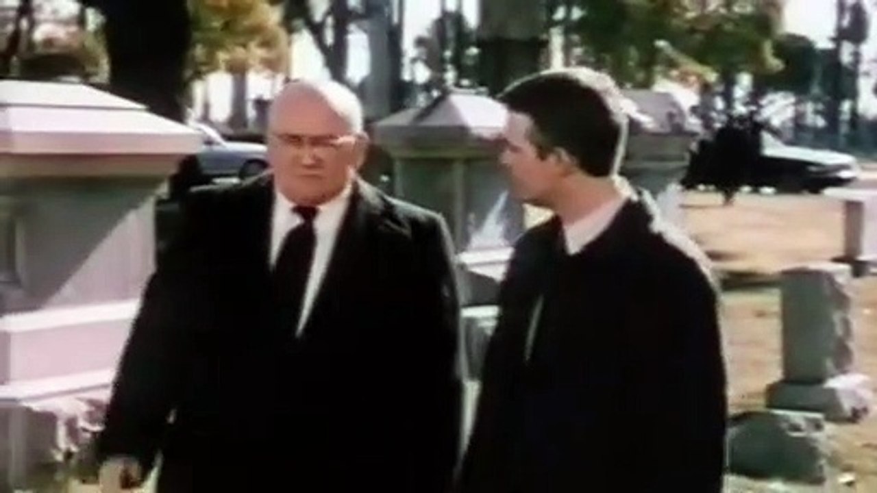 Der Junggeselle | movie | 1999 | Official Trailer