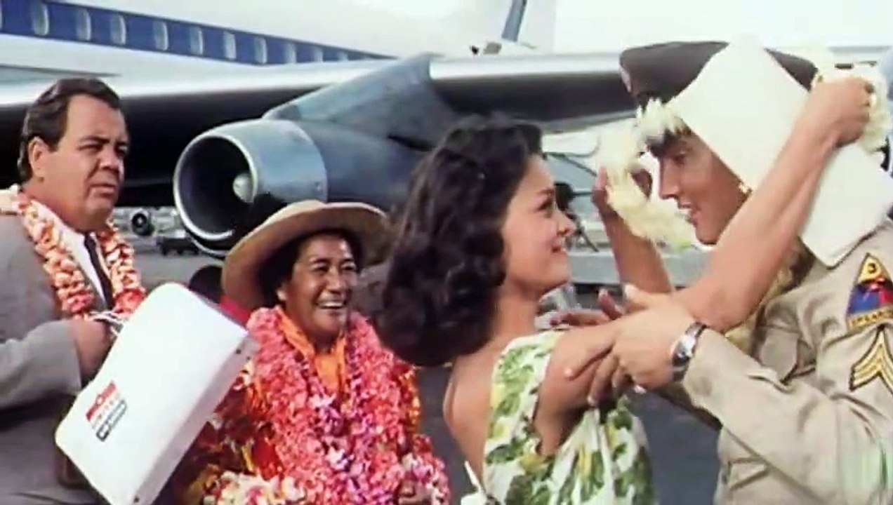 Blaues Hawaii | movie | 1962 | Official Trailer