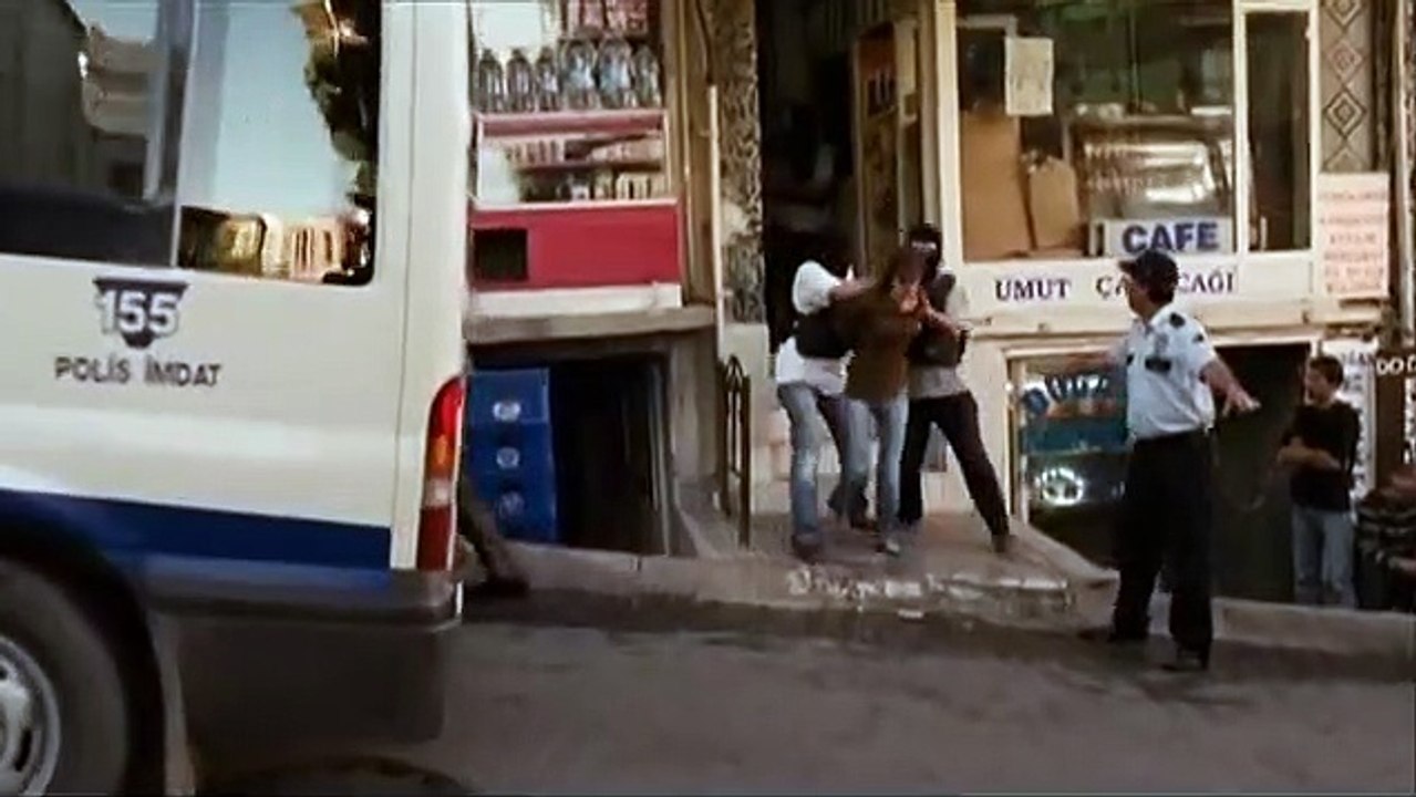 Auf der anderen Seite | movie | 2007 | Official Trailer