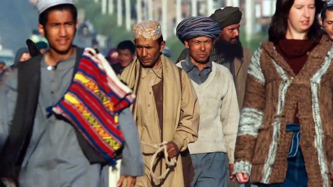 Бегущий за ветром | movie | 2007 | Official Trailer