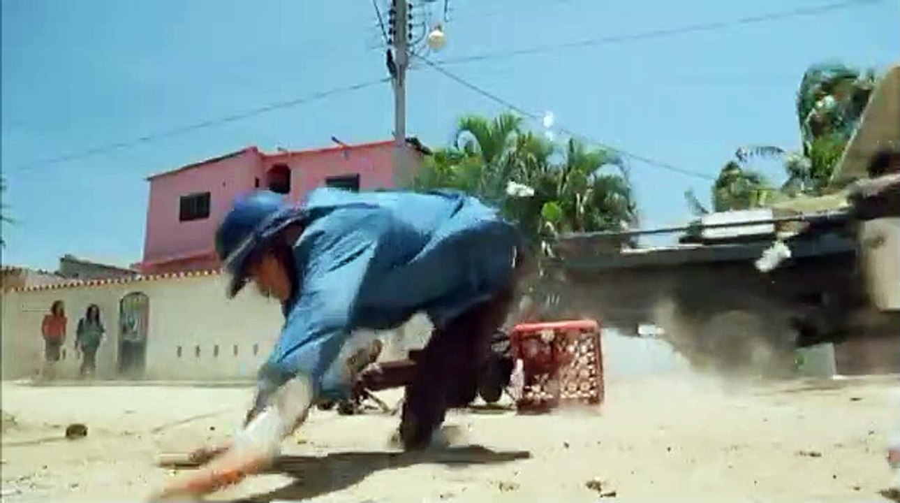 Double Zero - Die Doppelnullen | movie | 2004 | Official Trailer