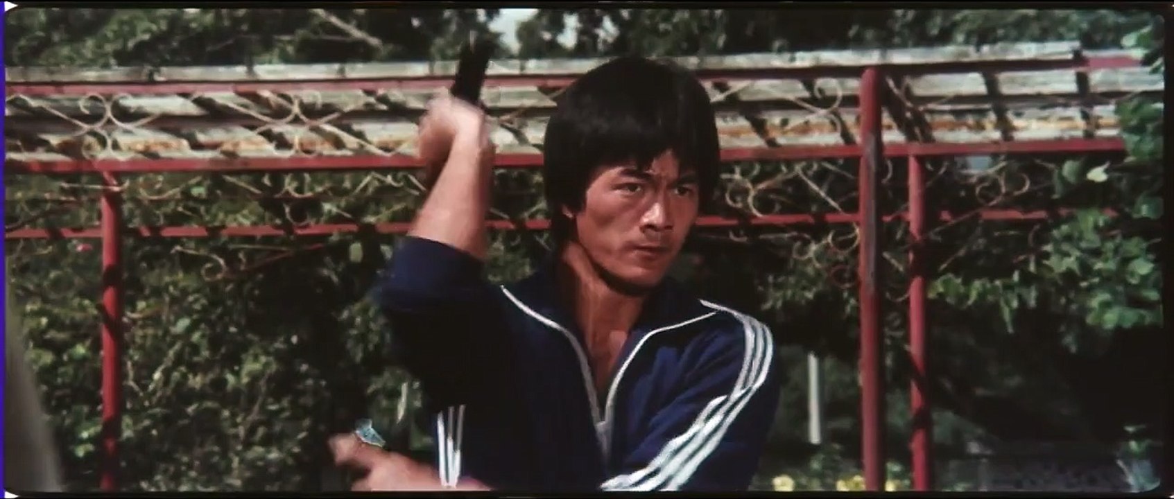 Die Killerkralle | movie | 1977 | Official Trailer