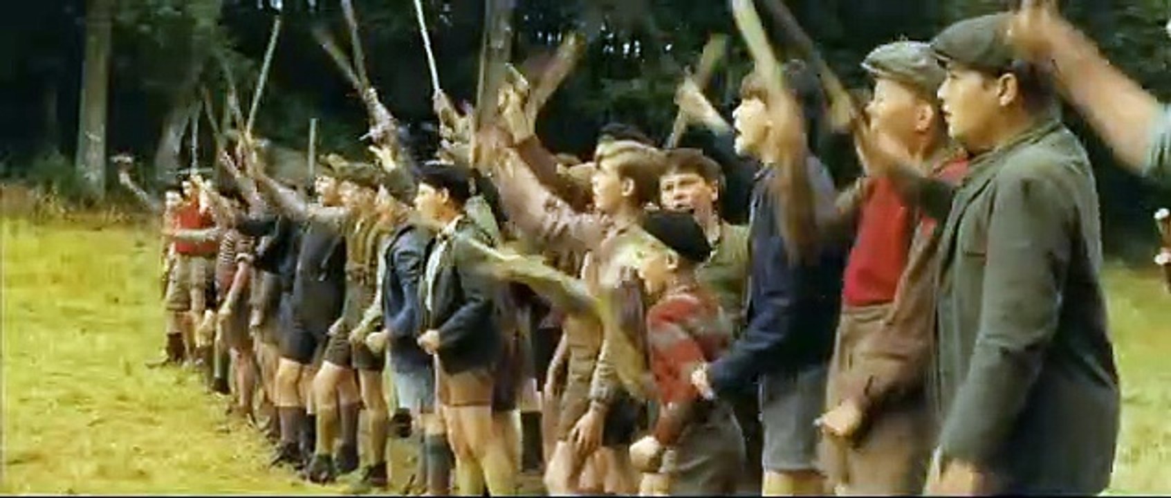 Krieg der Knöpfe | movie | 2011 | Official Trailer