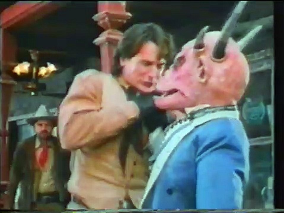 Badlands | movie | 1996 | Official Trailer