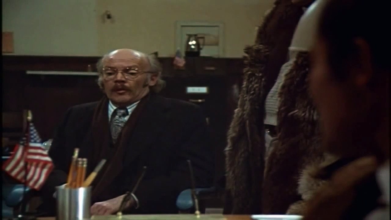 Jessy - Die Treppe in den Tod | movie | 1974 | Official Trailer