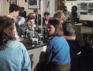 Erst die Arbeit und dann? | movie | 1985 | Official Trailer