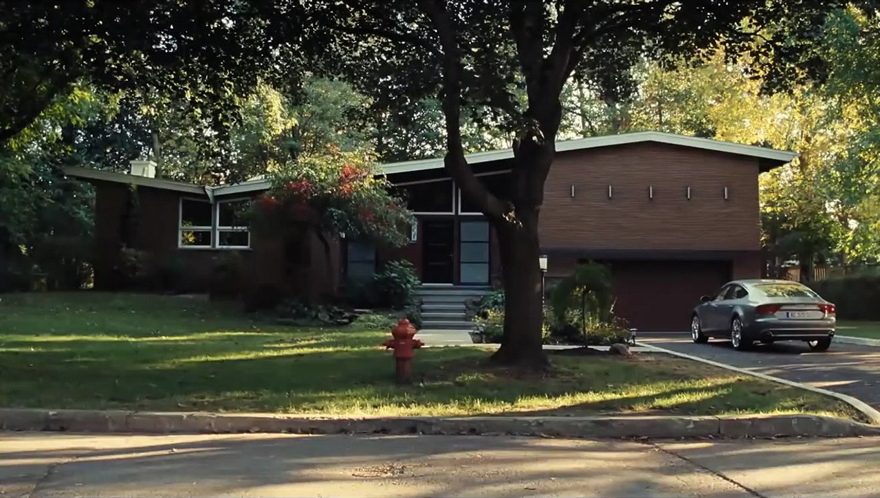 Eine neue Freundin | movie | 2014 | Official Trailer