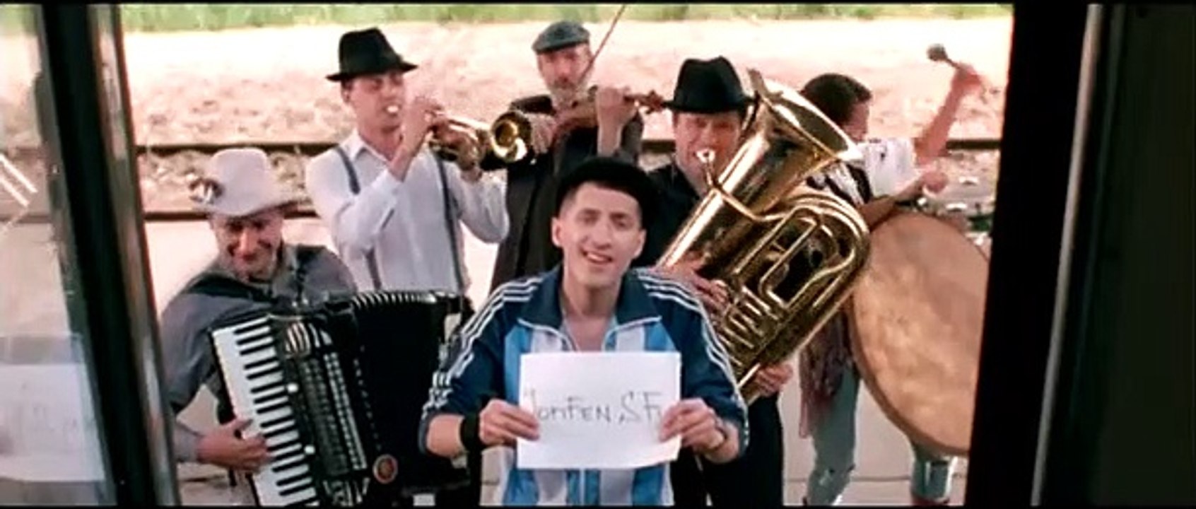 Ogni cosa è illuminata | movie | 2005 | Official Trailer