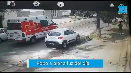 Robo a plena luz del día