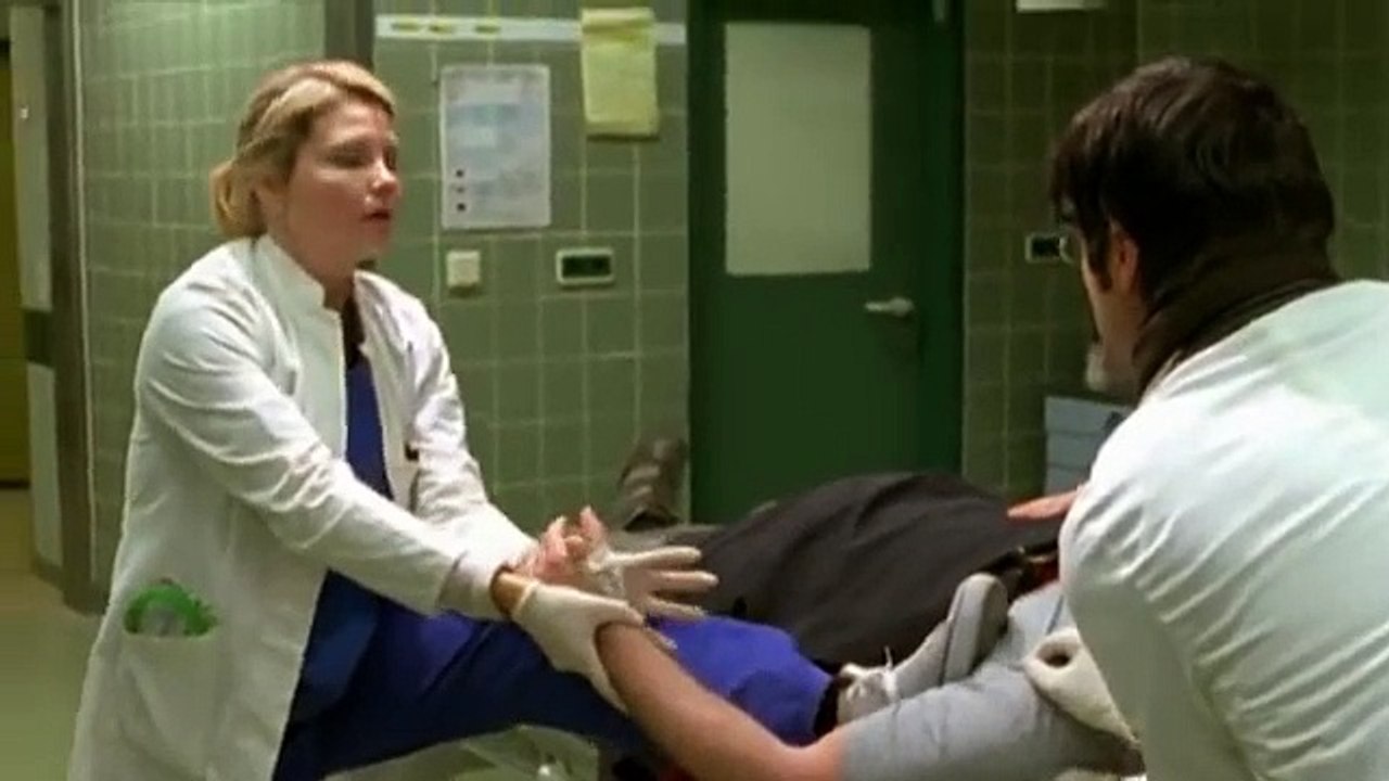 Achtung Arzt | movie | 2011 | Official Trailer