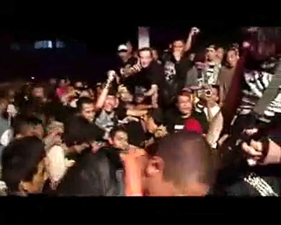 Punk im Dschungel | movie | 2008 | Official Trailer