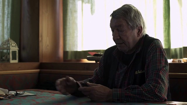 L'ultima spiaggia. Pola fra la strage di Vergarolla e l'esodo | movie | 2016 | Official Trailer
