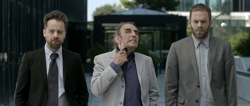 Δε θέλω να γίνω δυσάρεστος, αλλά πρέπει να μιλήσουμε για κάτι πολύ σοβαρό | movie | 2021 | Official Trailer