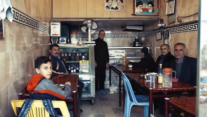 In 927km rechts: Teil 1: Auf der anderen Seite des Fernsehers | movie | 2019 | Official Trailer