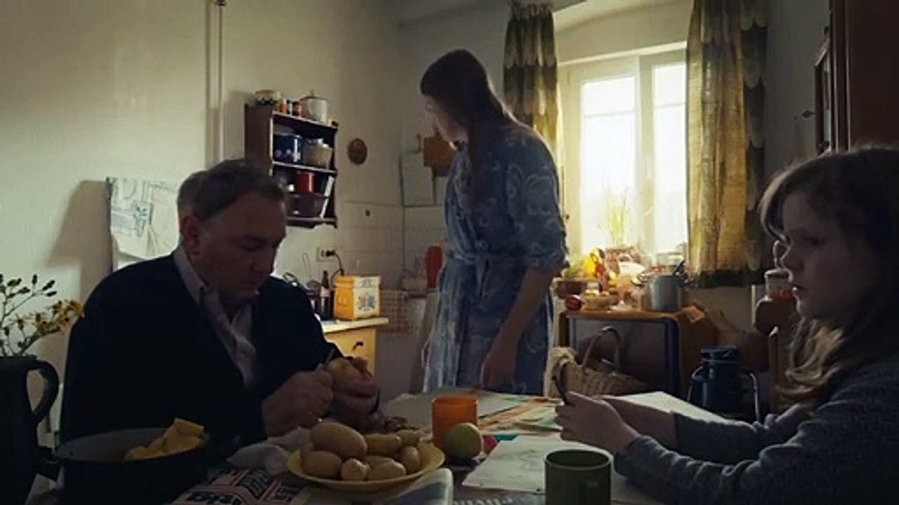 Fellwechselzeit | movie | 2021 | Official Trailer