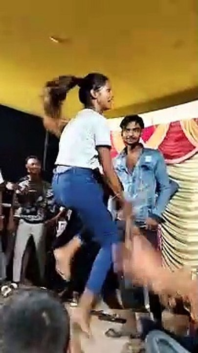 Bhojpuri dance video