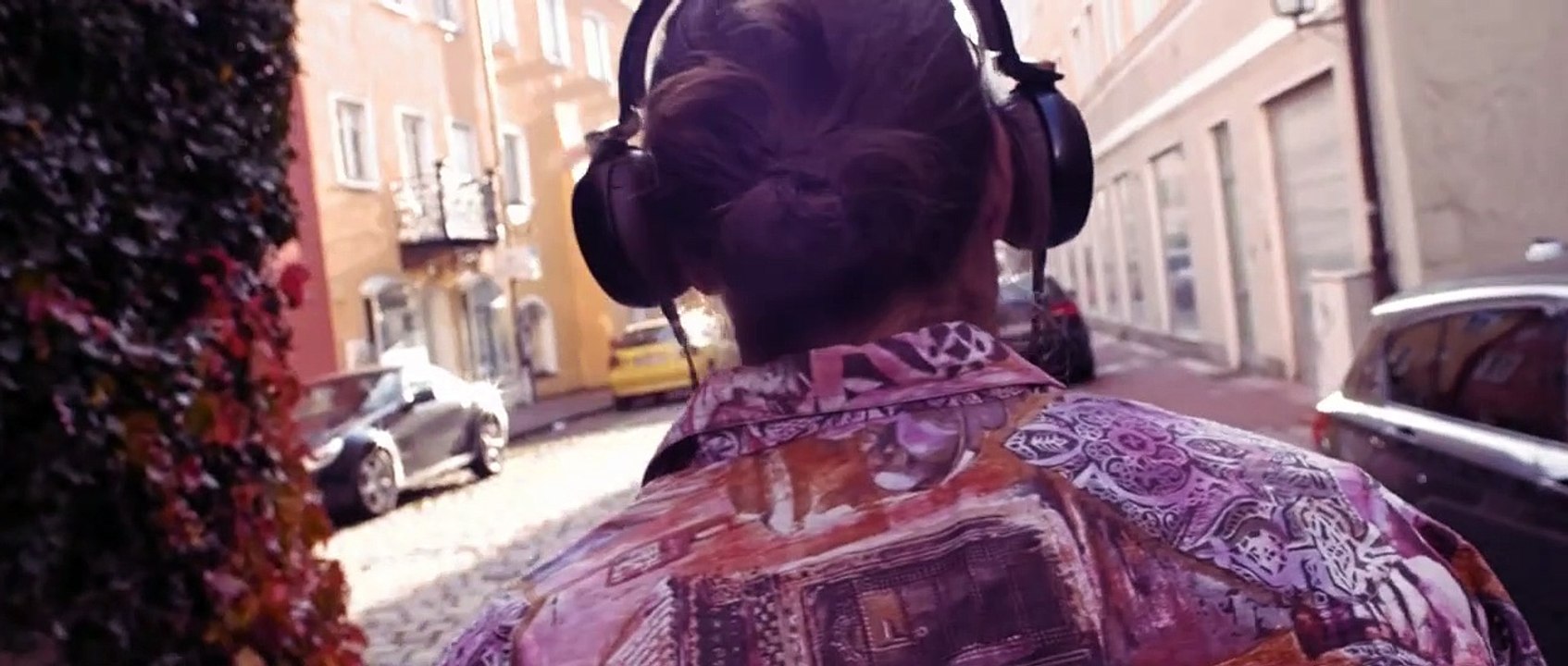 Morgen sind wir tot - Tanzend in den Untergang | movie | 2020 | Official Trailer