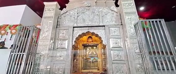 खुला खाटू धाम, भक्तों की भीड़ उमड़ी