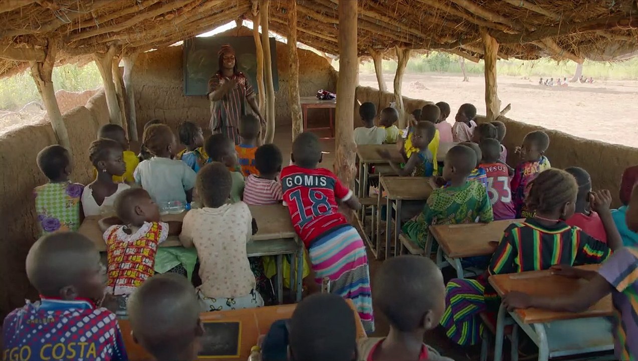 Schulen dieser Welt | movie | 2022 | Official Trailer