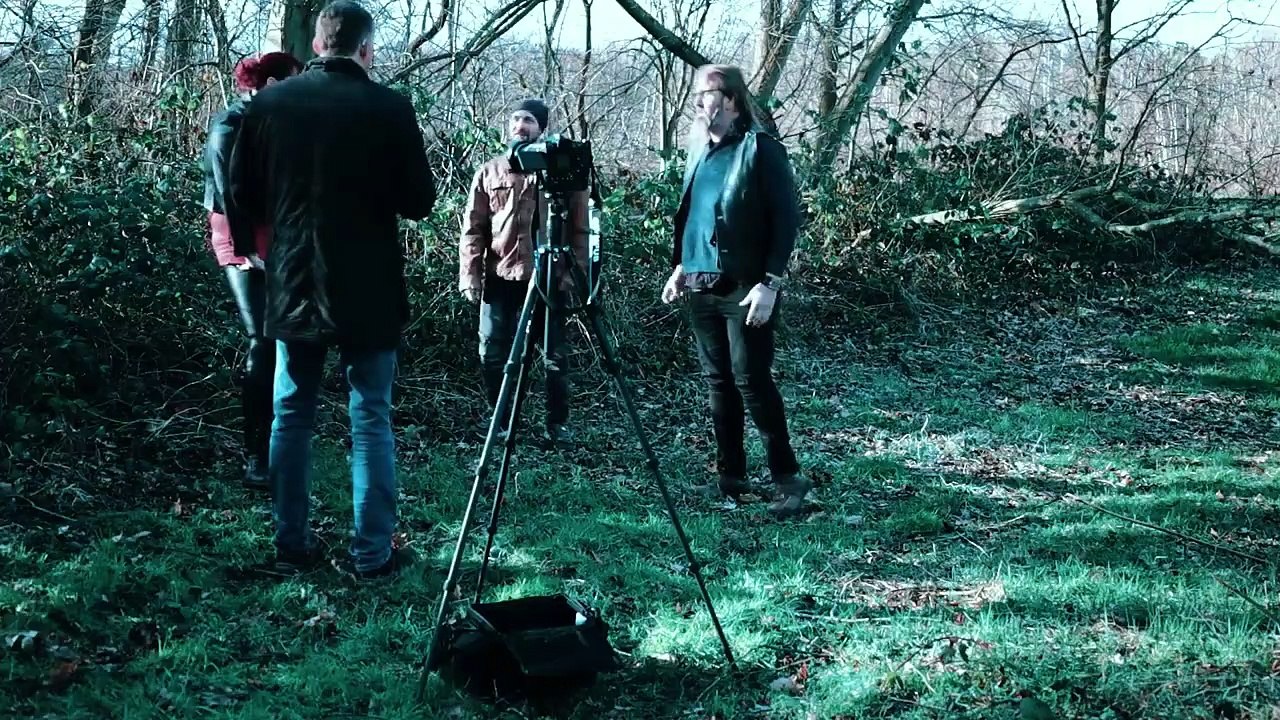 Don´t look the screen | movie | 2022 | Official Trailer