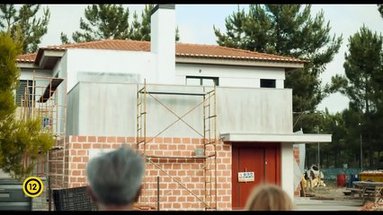 Családból is megárt a sok 2: Irány Portugália! | movie | 2022 | Official Trailer
