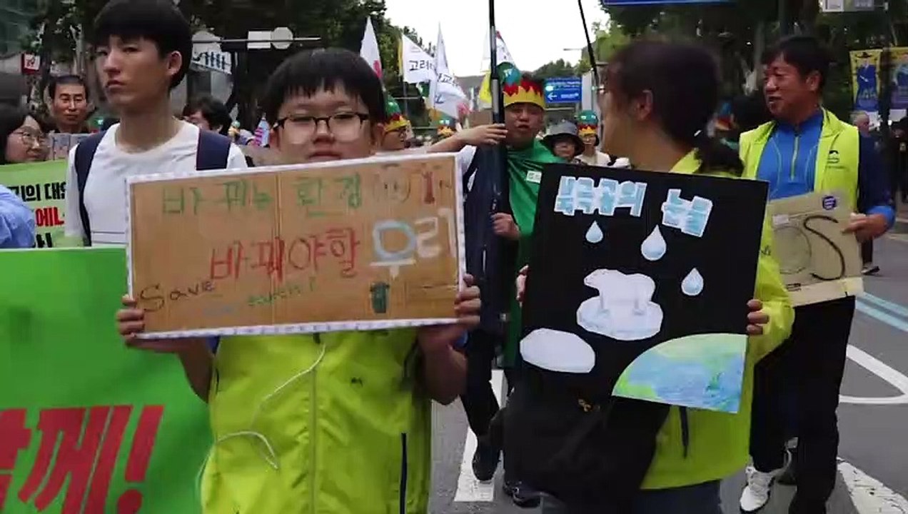 Der Laute Frühling | movie | 2022 | Official Trailer