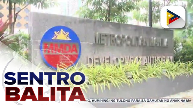 Mga truck na iligal na naka-park sa Road 10 sa Maynila, hinatak ng mga tauhan ng MMDA