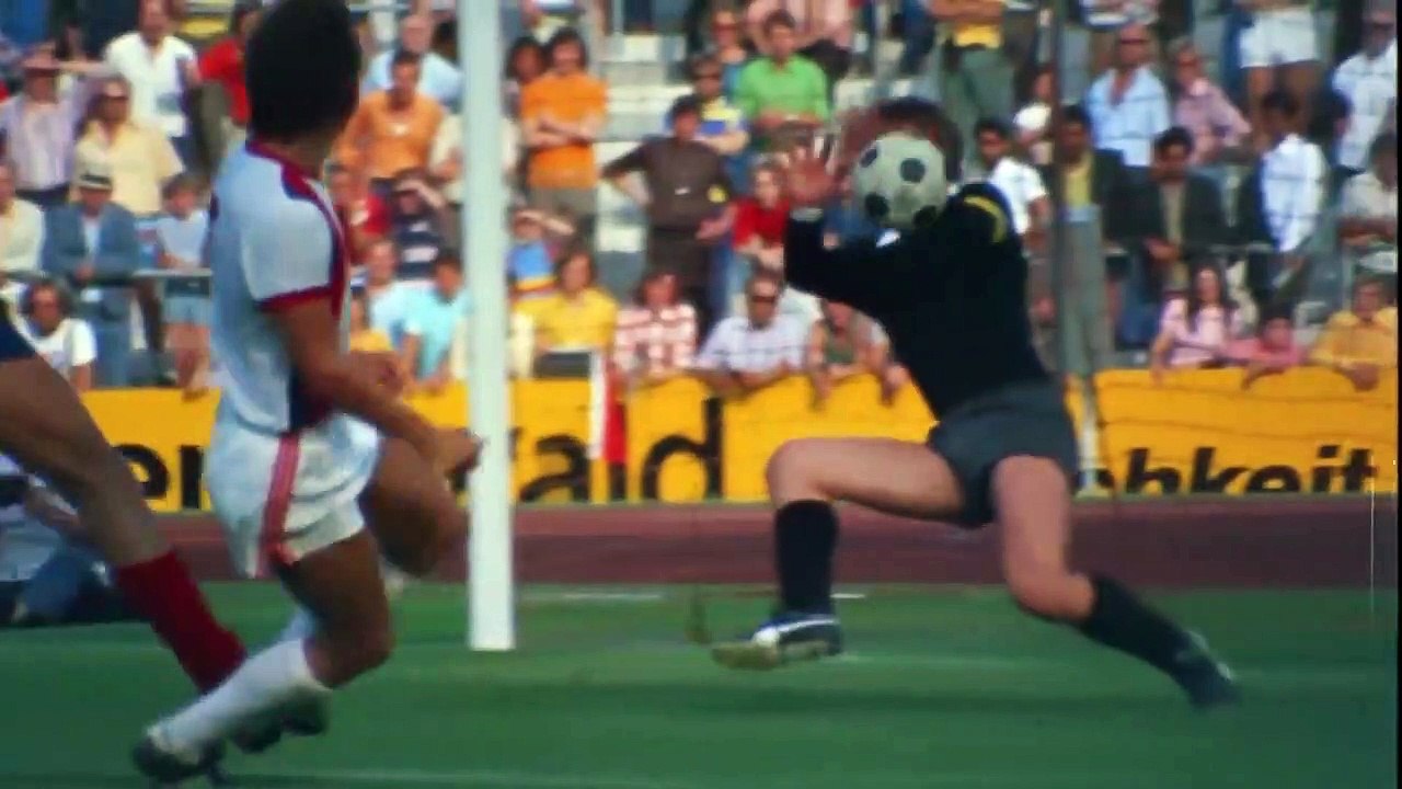 Libero | movie | 1974 | Official Trailer