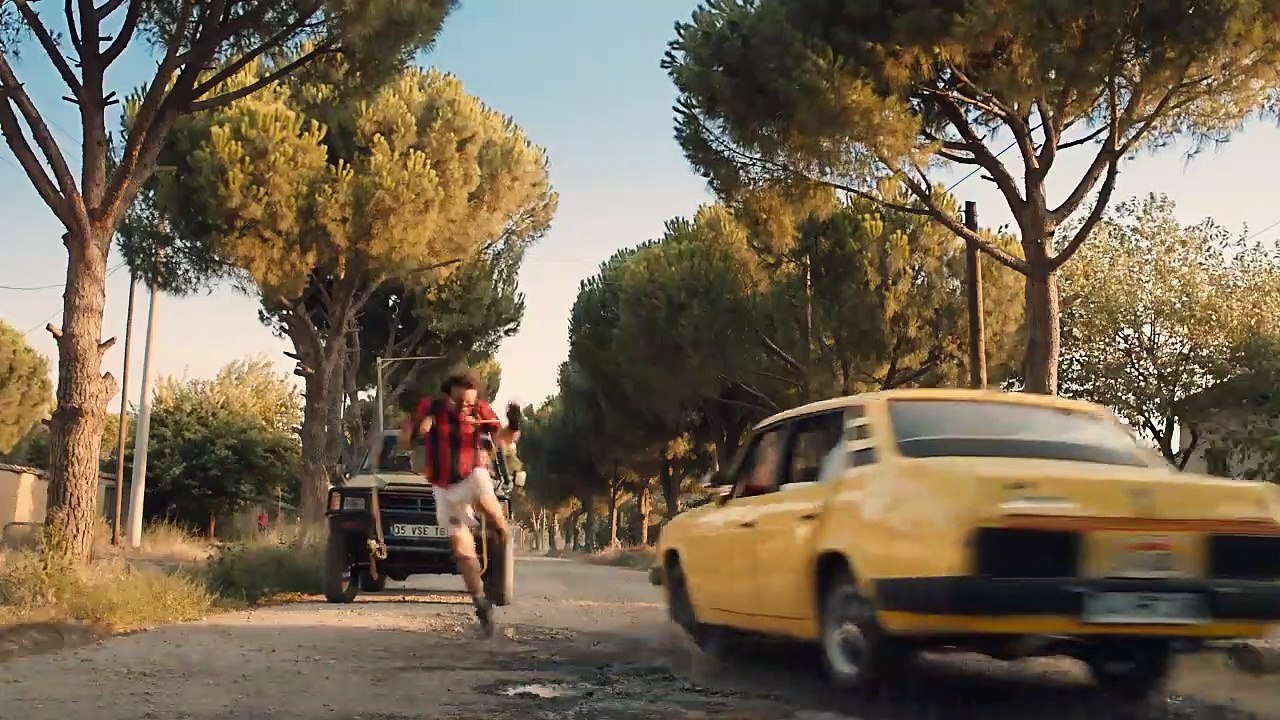 Vay Başıma Gelenler! | movie | 2013 | Official Trailer