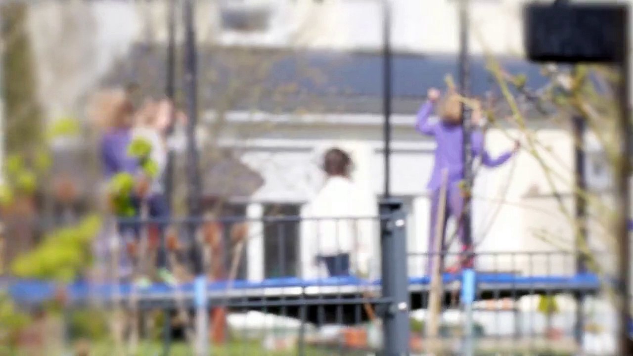 5 Seasons - Die fünf Tore zur Hölle | movie | 2015 | Official Trailer