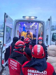 17 yaşındaki Dilara, 30 saat sonra enkaz altından canlı kurtarıldı