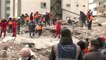 استمرار عمليات البحث عن ناجين تحت أنقاض المباني المدمرة في غازي عنتاب