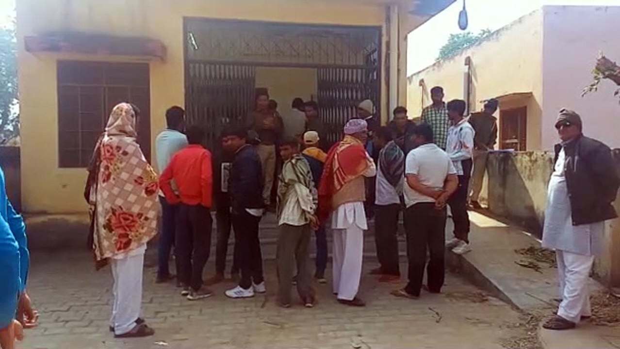होटल से खाना लेकर लौट रहे स्कूटी सवारों की दर्दनाक मौत