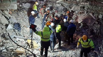 Altı aylık hamile Buse, 136’ncı saatte sağ çıkarıldı