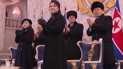 열병식 참석한 김주애...北 후계자설 급부상 / YTN