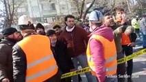 AFAD banka kasası çıkardı, yakınlarının kurtarılmasını bekleyen depremzedeler isyan etti: 