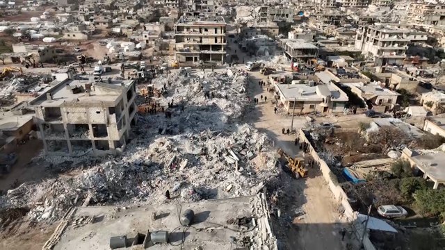 كاميرا الجزيرة ترصد دمار مدينة جنديرس بريف حلب بعد الزلزال