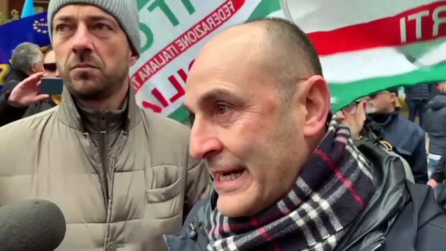 Ast verso la privatizzazione: sit-in dei sindacati davanti alla Regione