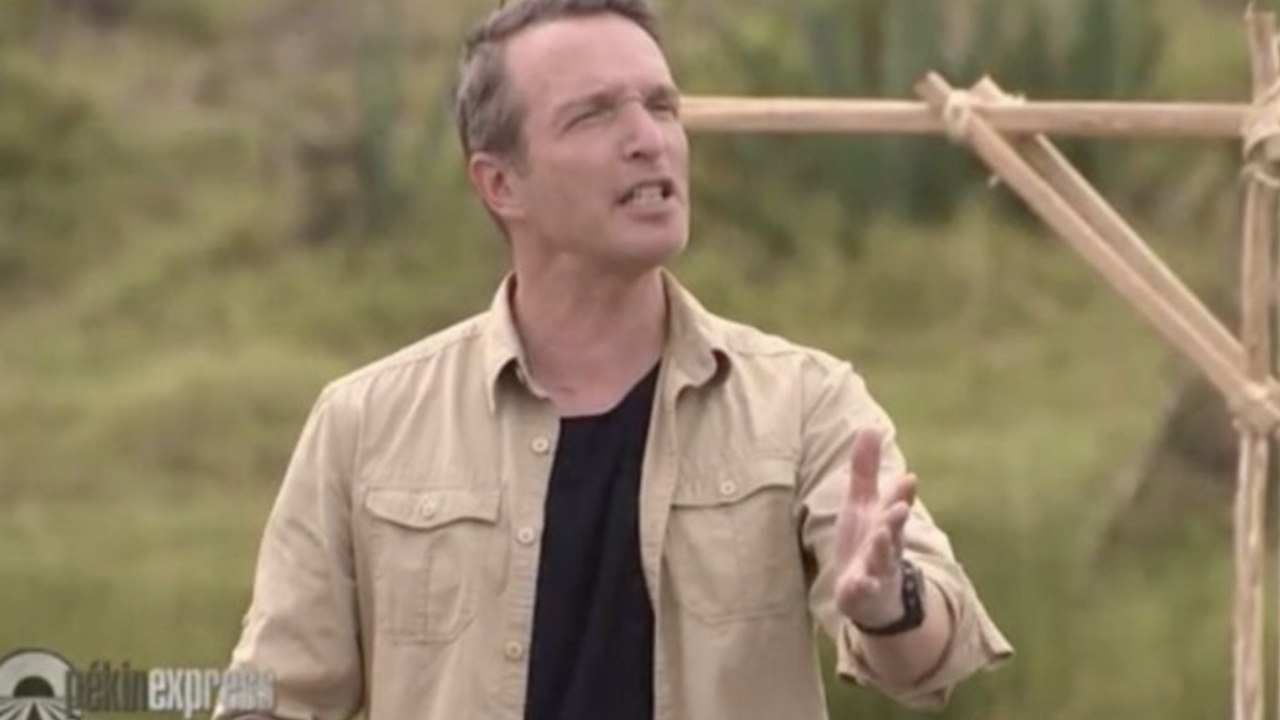 Voici - "Je garde le caleçon" : une séquence gênante entre un patron et son employée dans Pékin Express fait hurler la Toile