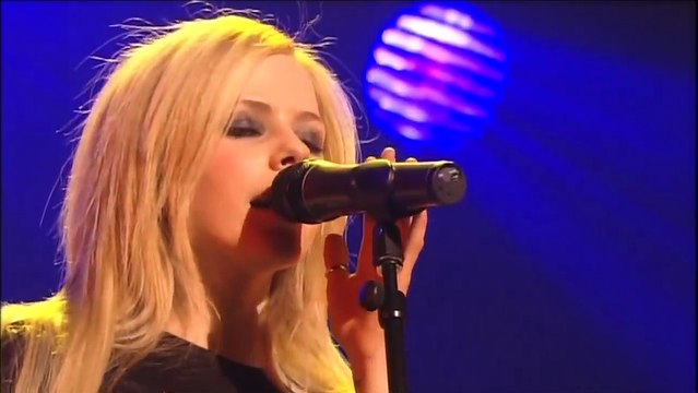 Avril Lavigne: Bonez Tour 2005 - Live at Budokan | movie | 2005 | Official Clip