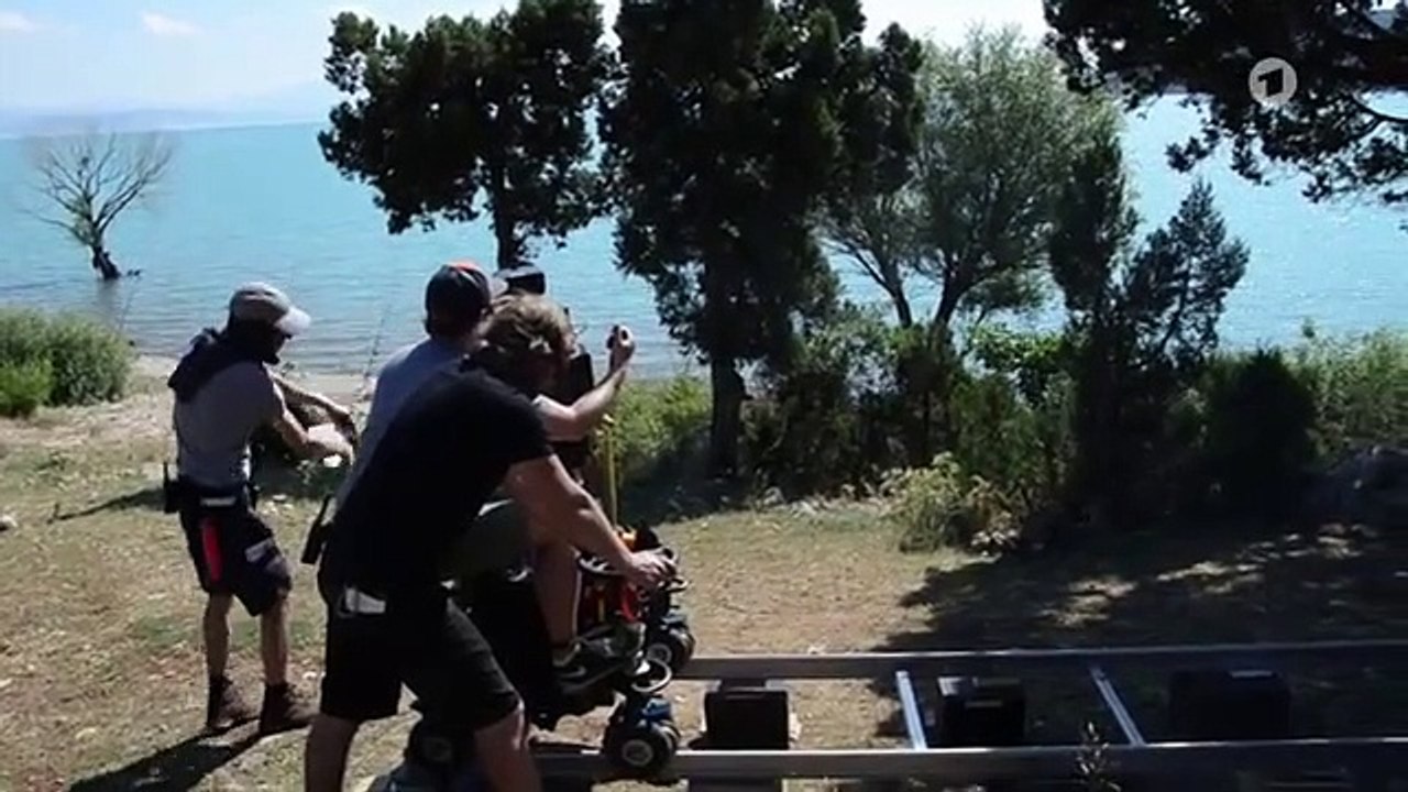 Die Opfer - Vergesst mich nicht | movie | 2016 | Official Featurette