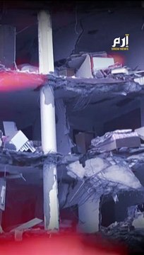 مجلة شارلي إيبدو الفرنسية تسخر من ضحايا زلازل تركيا