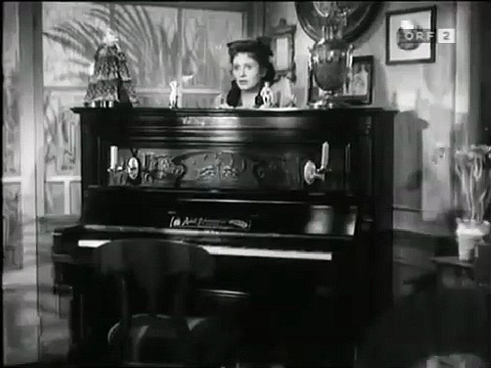 Schwarz auf weiß | movie | 1943 | Official Clip