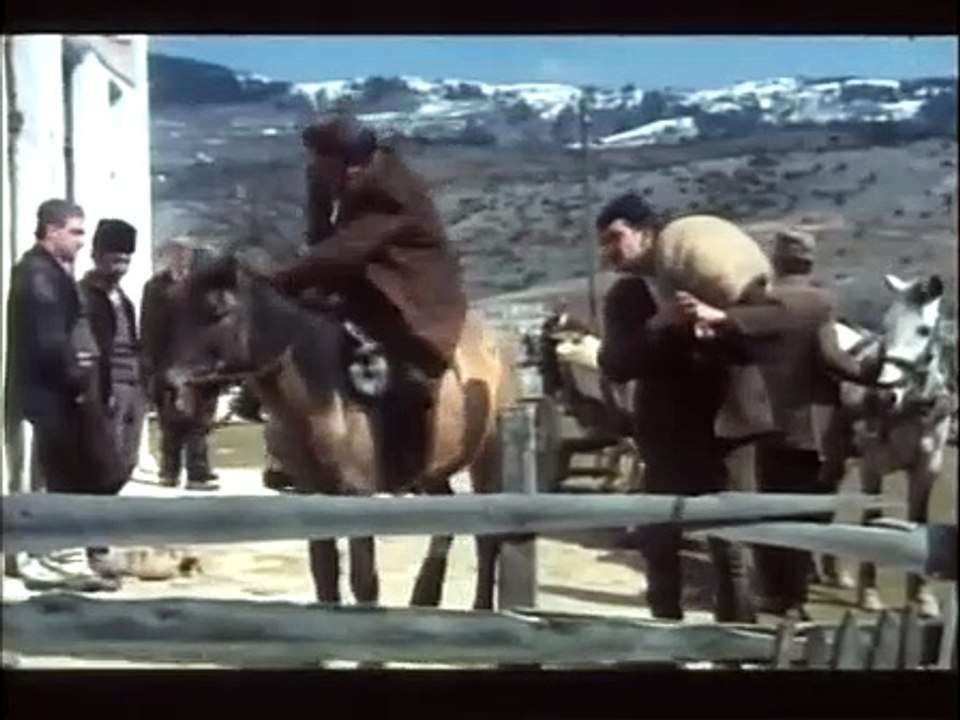 O pokojniku sve najlepše | movie | 1984 | Official Clip