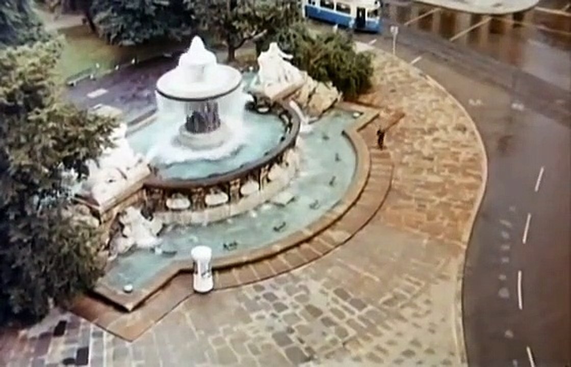 Herzblatt oder wie sag' ich's meiner Tochter? | movie | 1970 | Official Clip