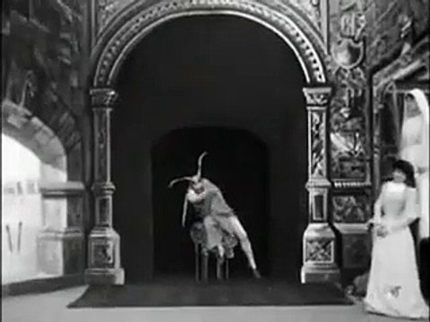 Le diable géant ou Le miracle de la madonne | movie | 1901 | Official Clip