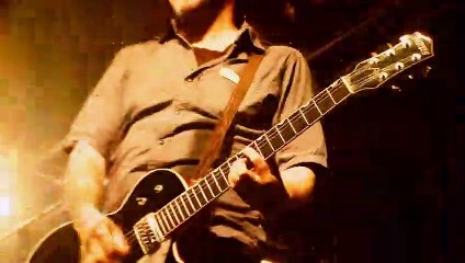 Eterna Inocencia: Verano permanente (en vivo) | movie | 2018 | Official Clip