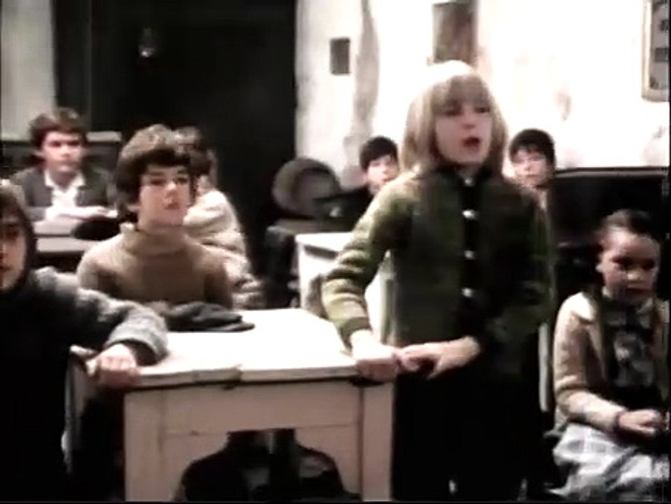 Idemo dalje | movie | 1982 | Official Clip